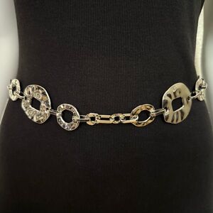 Silver tone metallic disc skinny chain belt